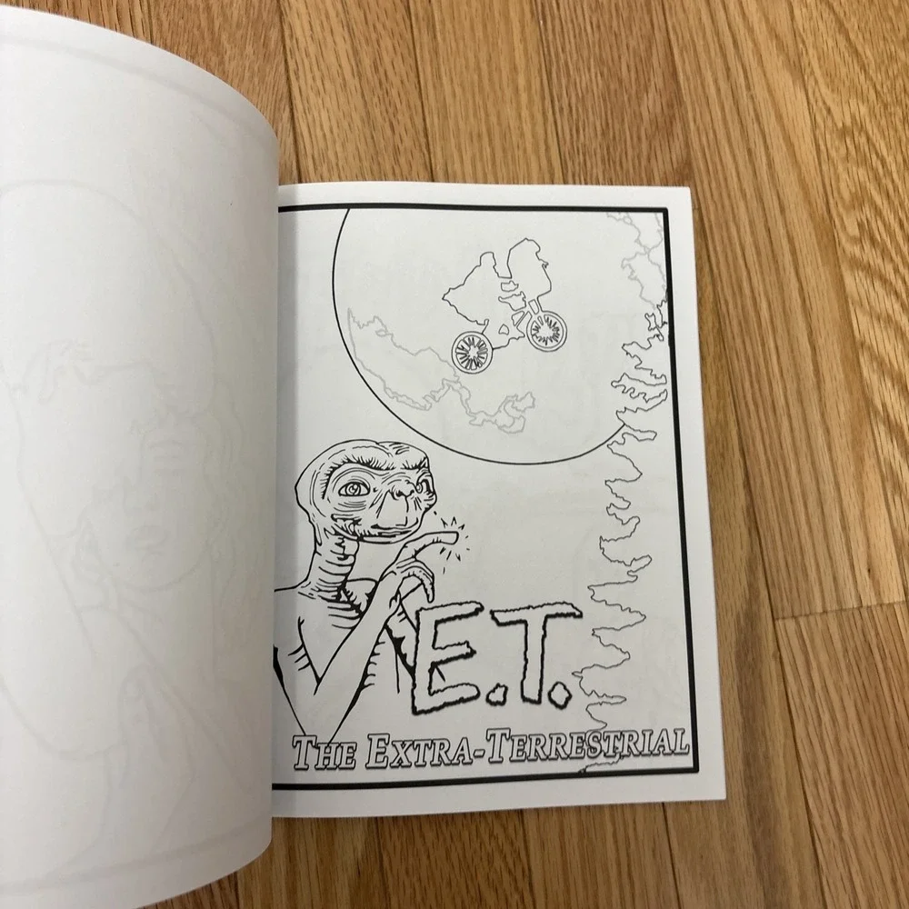 Iconic Movies‎ of the 1980'S: Coloring Book for Adults